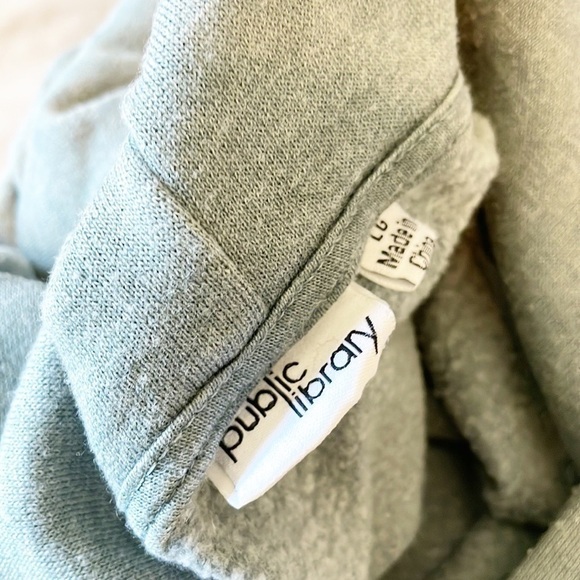 Public Library Party Angel cropped hoodie - Picture 3 of 5